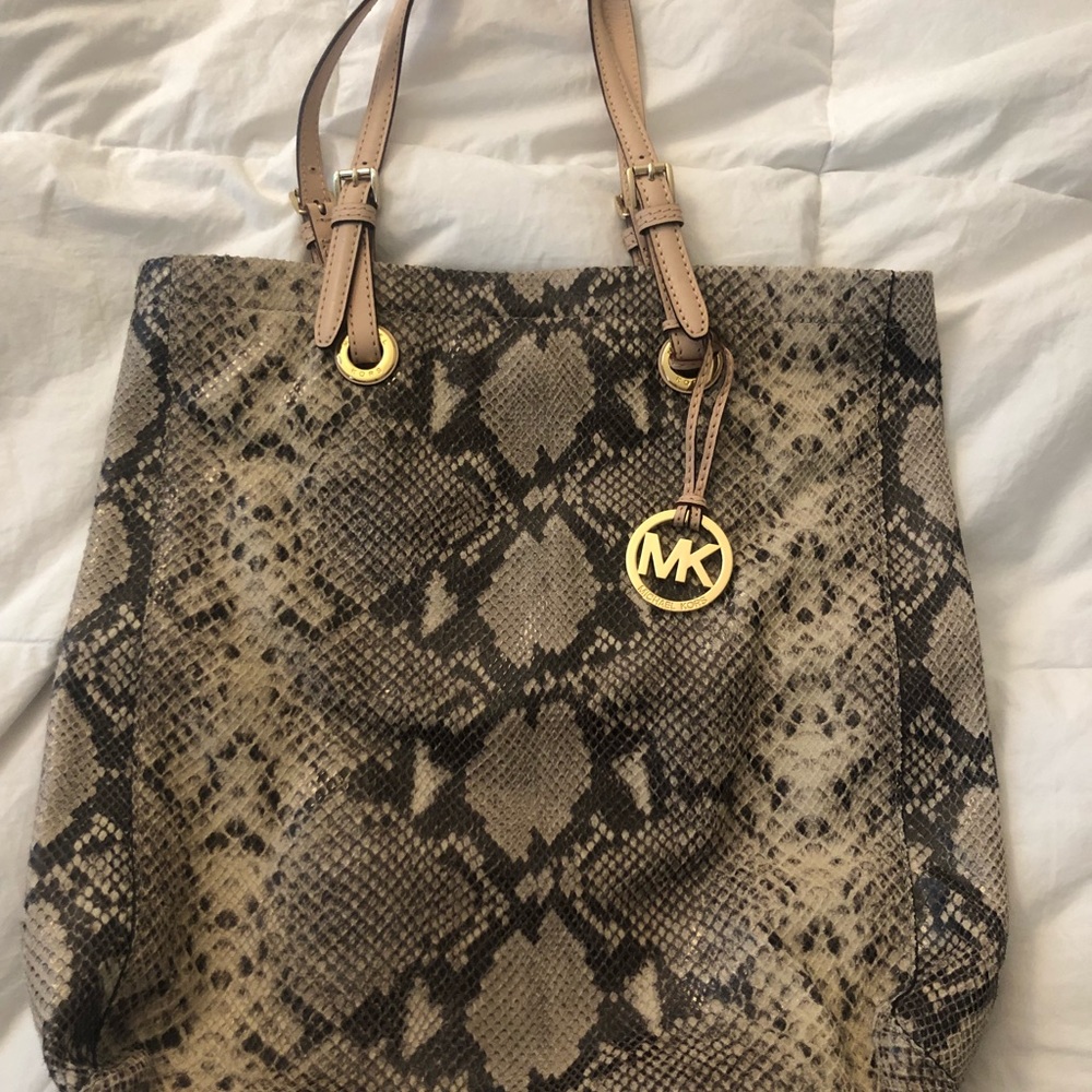 Purse - Picture 6 of 6